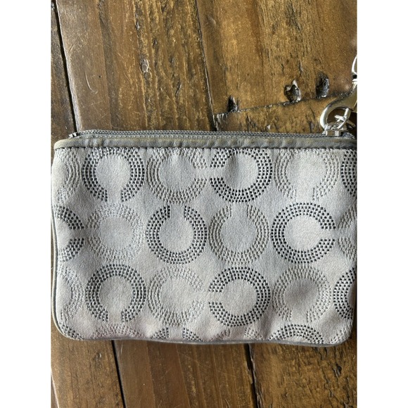 Coach Gray Signature C Wristlet Wallet Silver Monogram Zip Pouch - Picture 4 of 7